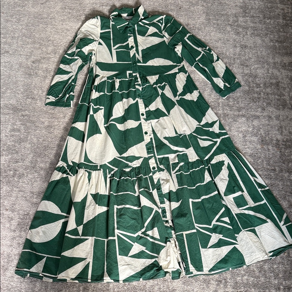 Zara Abstract Green and White Long Sleeve Dress